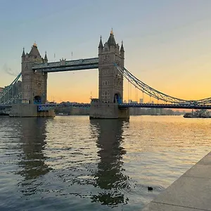Studio Apartment London