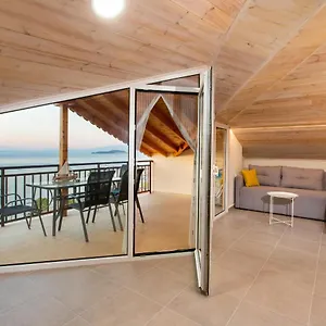 Apartment Theasi, Olympiada